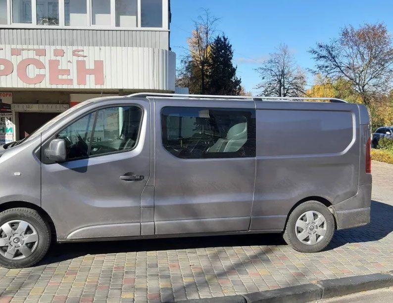 Рейлинги Nissan NV300 2015- короткая база серый Skyport skp152 фото